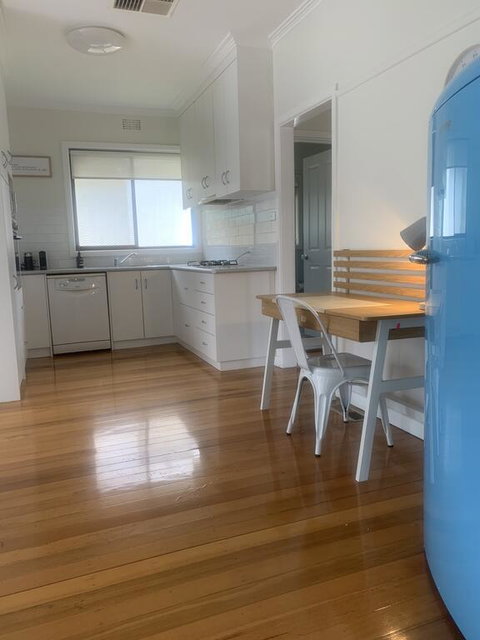 The Batch On Benyon , Fresh And Cute As A Button - Maitland Accommodation 2