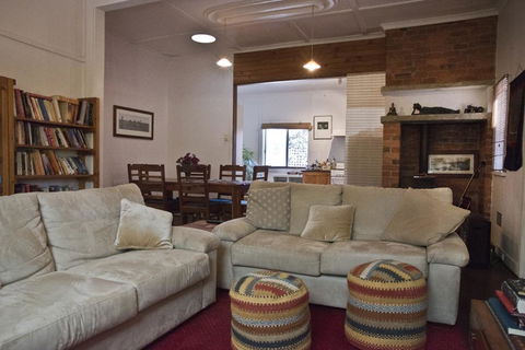 The Beach House - Fremantle - Maitland Accommodation 2