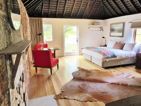 Ratho Farm - Maitland Accommodation 2