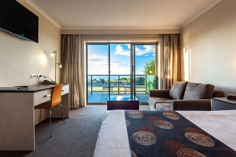Beachfront Bicheno - Maitland Accommodation 0