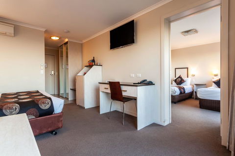 Beachfront Bicheno - Maitland Accommodation 7