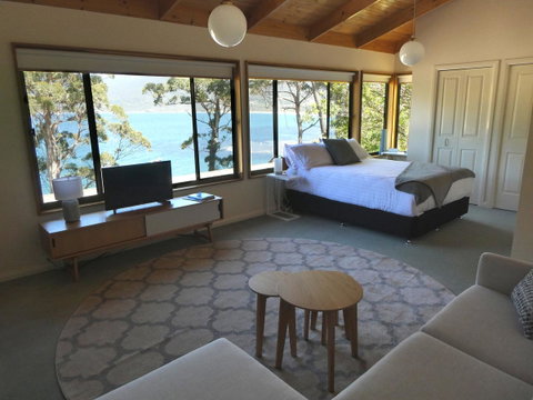 Osprey Lodge & Bungalow - Maitland Accommodation 13