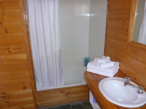 Osprey Lodge & Bungalow - Maitland Accommodation 1