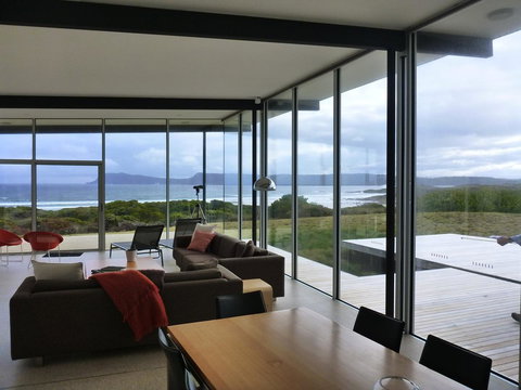 Cloudy Bay Beach House - Maitland Accommodation 38