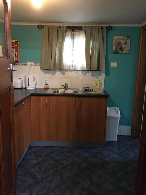 Blue Wren Bungalow - Maitland Accommodation 2