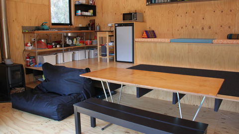 BAY OF FIRES ECO HUT Off Grid Experience At Binalong Bay - Maitland Accommodation 6