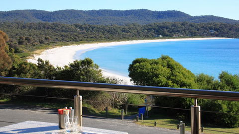 BAY OF FIRES ECO HUT Off Grid Experience At Binalong Bay - Maitland Accommodation 13