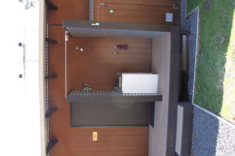 BAY OF FIRES ECO HUT Off Grid Experience At Binalong Bay - Maitland Accommodation 1