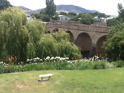 The Mill House Cottage - Maitland Accommodation 1