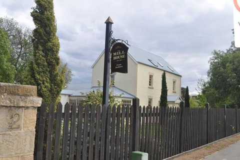 The Mill House Cottage - Maitland Accommodation 0