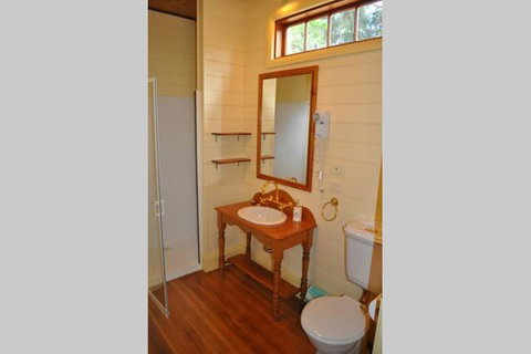 The Mill House Cottage - Maitland Accommodation 6