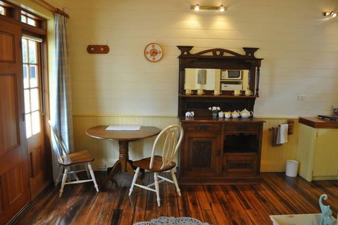 The Mill House Cottage - Maitland Accommodation 7