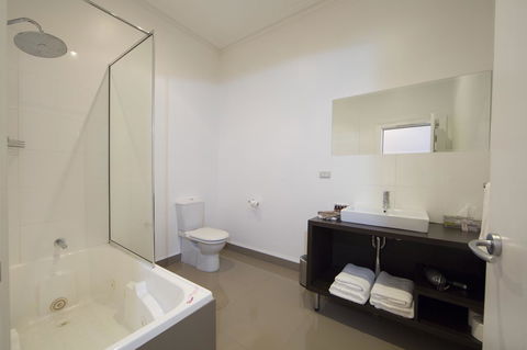 Ikon Hotel - Maitland Accommodation 14