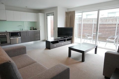 The Apollo - Maitland Accommodation 21