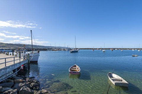 The Apollo - Maitland Accommodation 33