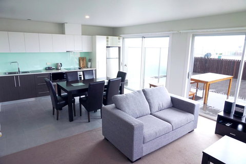 The Apollo - Maitland Accommodation 20