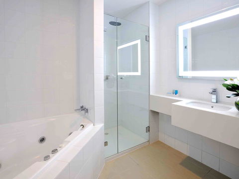Novotel Melbourne Glen Waverley - Maitland Accommodation 4