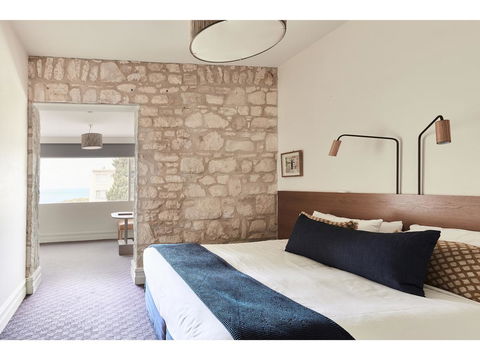 Hotel Sorrento - Maitland Accommodation 10