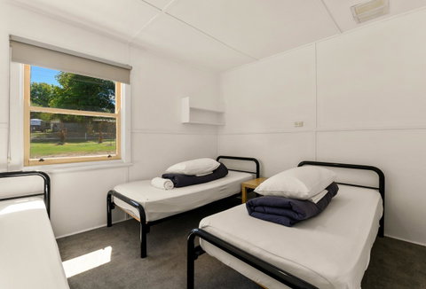 Bright Riverside Holiday Park - Maitland Accommodation 1