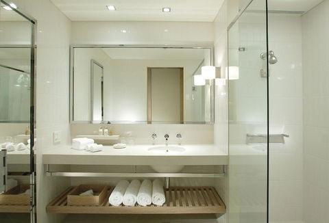 Crown Promenade Melbourne - Maitland Accommodation 6