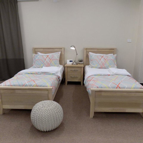 Europa Melbourne - Maitland Accommodation 29