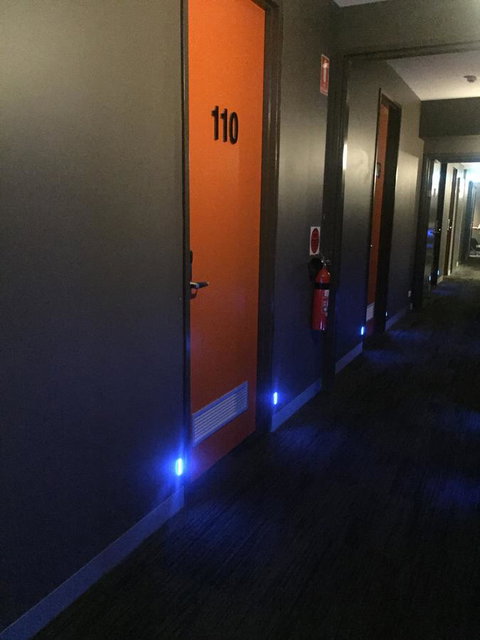 Europa Melbourne - Maitland Accommodation 14