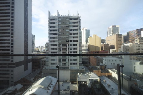 Mono Apartments On La Trobe Street - Maitland Accommodation 17