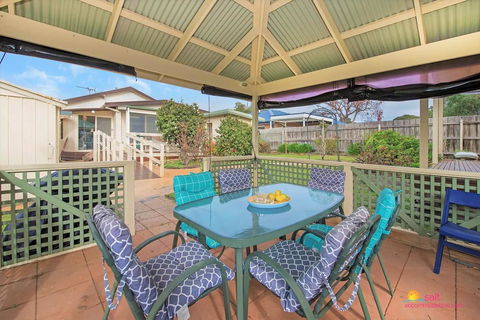 Nautique Beach House - Maitland Accommodation 19