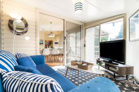 Nautique Beach House - Maitland Accommodation 11