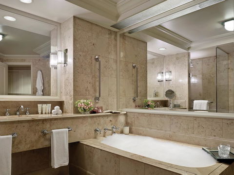 The Langham Melbourne - Maitland Accommodation 19