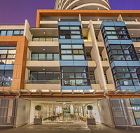 Melbourne Holiday Apartments Flinders Wharf - Maitland Accommodation