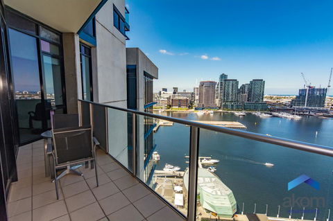 AKOM AT Docklands - Maitland Accommodation 6