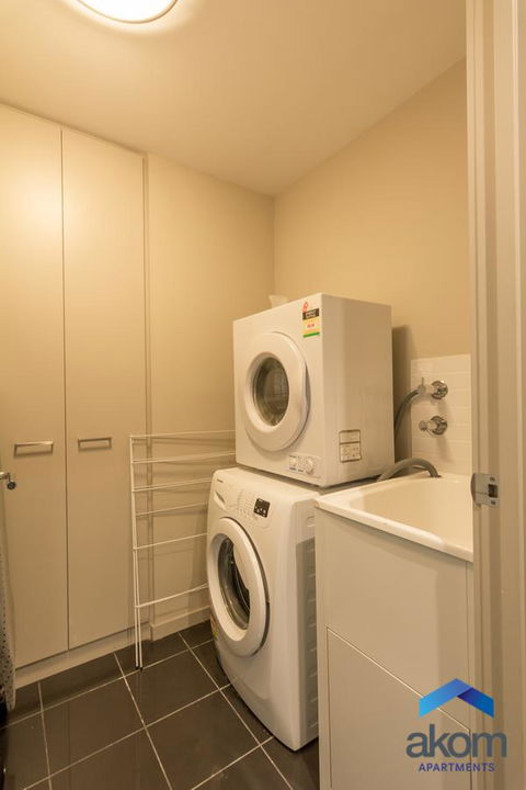 AKOM AT Docklands - Maitland Accommodation 28