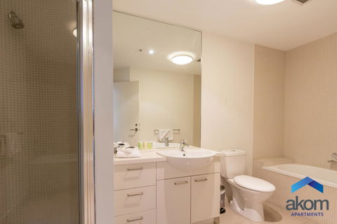 AKOM AT Docklands - Maitland Accommodation 4