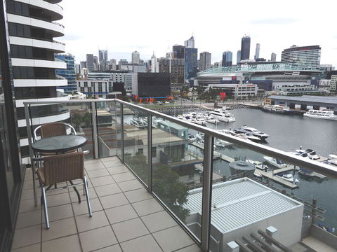 AKOM AT Docklands - Maitland Accommodation 38