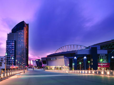 Travelodge Hotel Melbourne Docklands - Maitland Accommodation 7