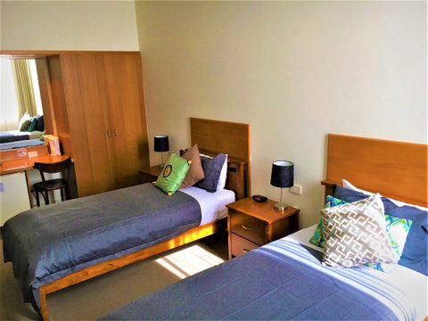 Plough Hotel - Maitland Accommodation 8