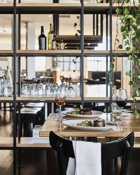 Plough Hotel - Maitland Accommodation 14