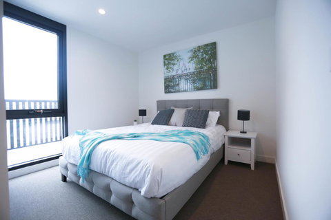 Box Hill 2 Bedroom Apt (La Maison) 02 - Maitland Accommodation 5