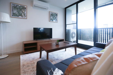 Box Hill 2 Bedroom Apt (La Maison) 02 - Maitland Accommodation 2