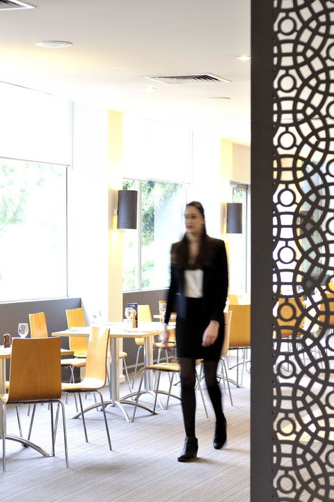Mercure North Melbourne - Maitland Accommodation 34