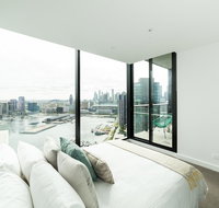 Melbourne Private Apartments - Collins Wharf Waterfront Docklands - Maitland Accommodation