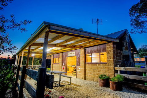 BIG4 Castlemaine Gardens - Maitland Accommodation 23