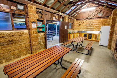 BIG4 Castlemaine Gardens - Maitland Accommodation 26