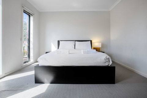 Holiday Rose - Maitland Accommodation 0