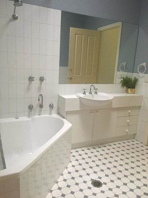 The Orchard House - Maitland Accommodation 17