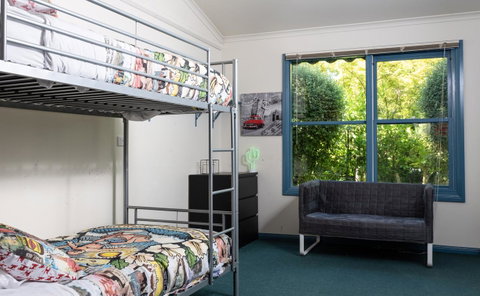 The Orchard House - Maitland Accommodation 2