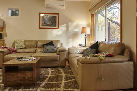 Goldfield Holiday Units - Maitland Accommodation 11