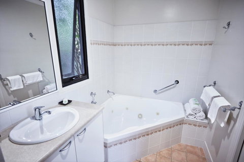 Goldfield Holiday Units - Maitland Accommodation 15