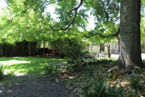 Goldfield Holiday Units - Maitland Accommodation 26